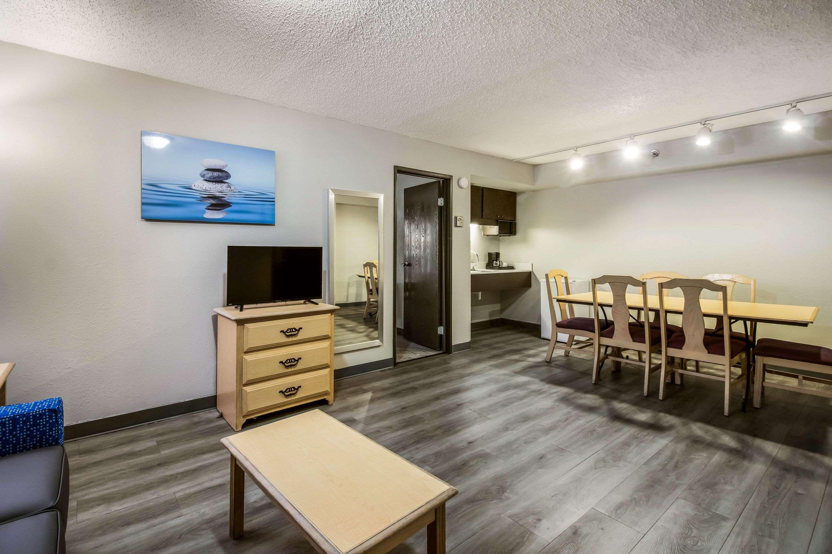 Clarion Hotel Jackson Northwest Εξωτερικό φωτογραφία