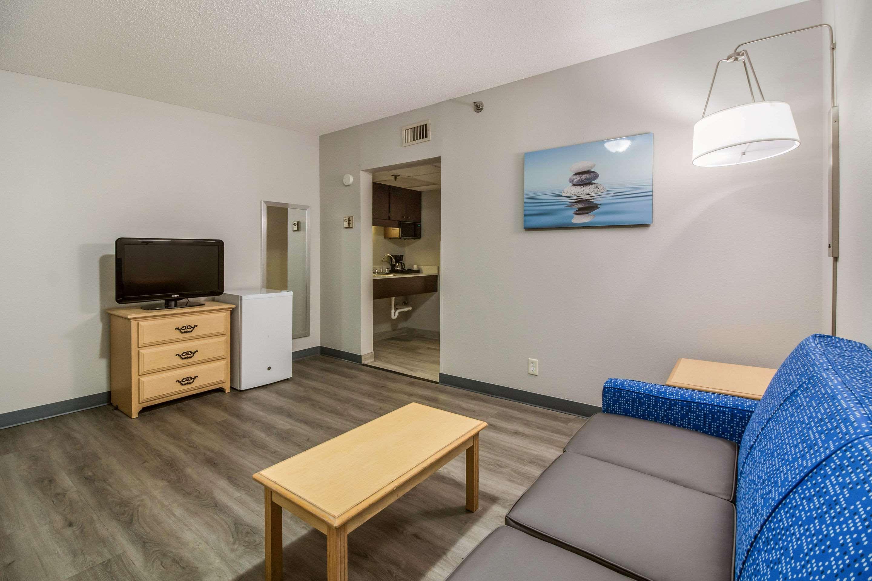 Clarion Hotel Jackson Northwest Εξωτερικό φωτογραφία