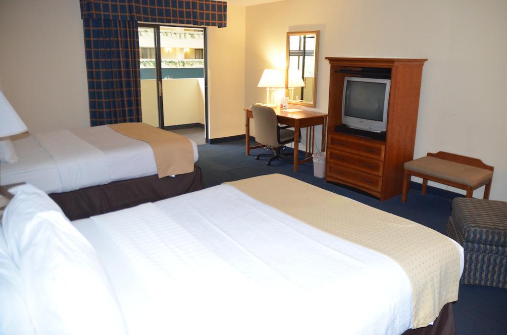Clarion Hotel Jackson Northwest Εξωτερικό φωτογραφία