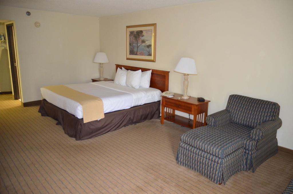 Clarion Hotel Jackson Northwest Εξωτερικό φωτογραφία